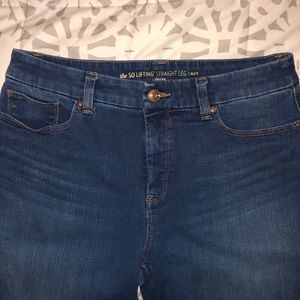 💙👖Chico’s Lifting Straight Leg Jean 💙